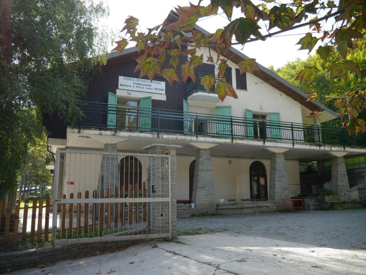 Hostel La Casa Via Del Sale Limone Piemonte Exterior foto